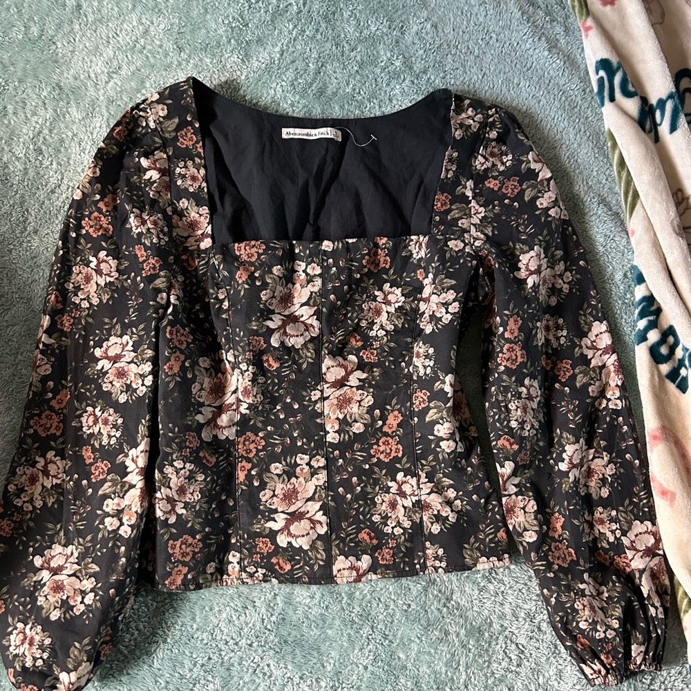 Abercrombie & Fitch Black Floral Blouse
